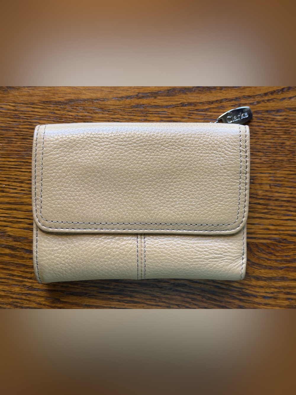 Clarks Cream Pebbled Leather Wallet